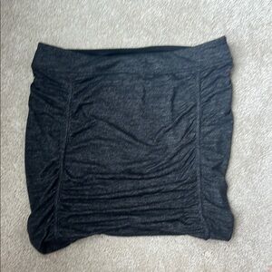 Athleta Heathered black Ruched Mini Skirt
